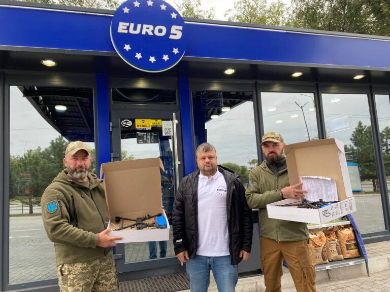 Детальніше про статтю День захисників і захисниць України!